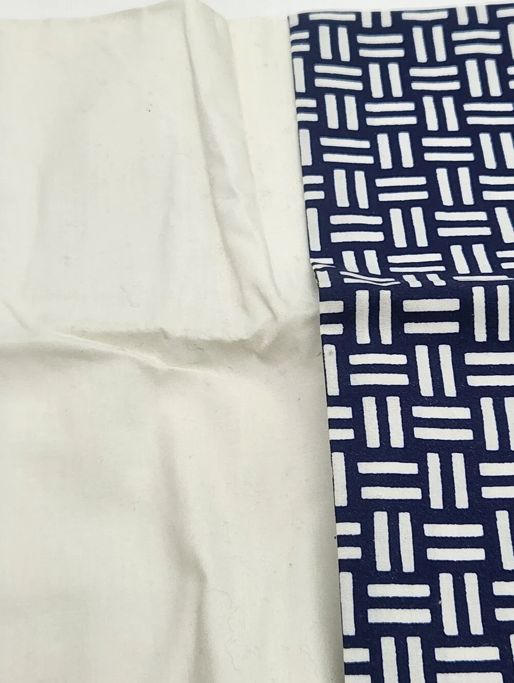 Ralph Lauren King Pillowcases Set of 2 Navy Basketweave Trim White